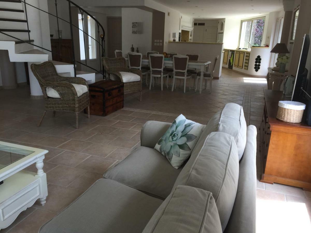 Villa « Chanterie » Villecroze Ngoại thất bức ảnh