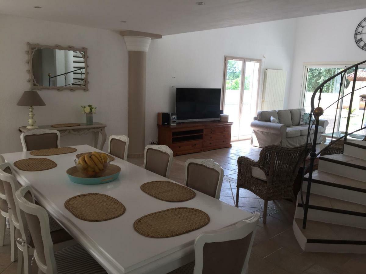 Villa « Chanterie » Villecroze Ngoại thất bức ảnh